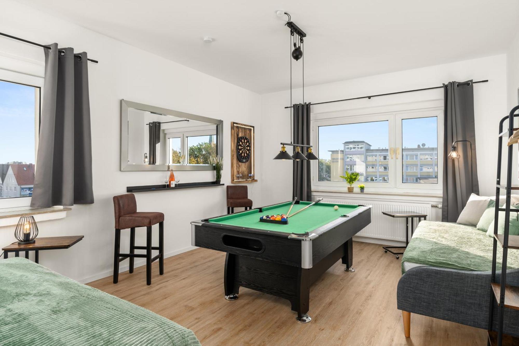 Homely-Apartment Manhattanart, Zentral, Parkplatz, Billard,Ps4, Dart, Balkon Bielefeld Luaran gambar
